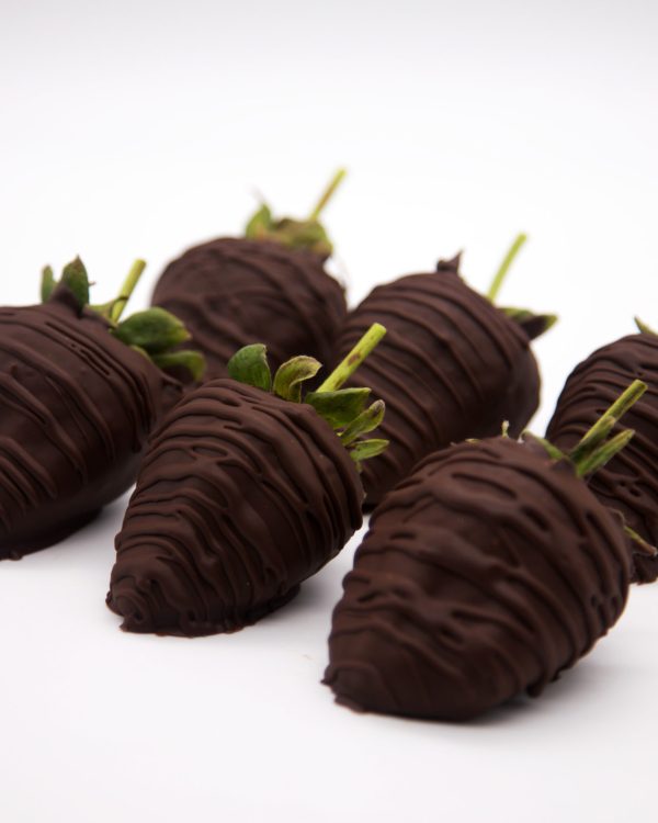 Dark Chocolate Gourmet Strawberry